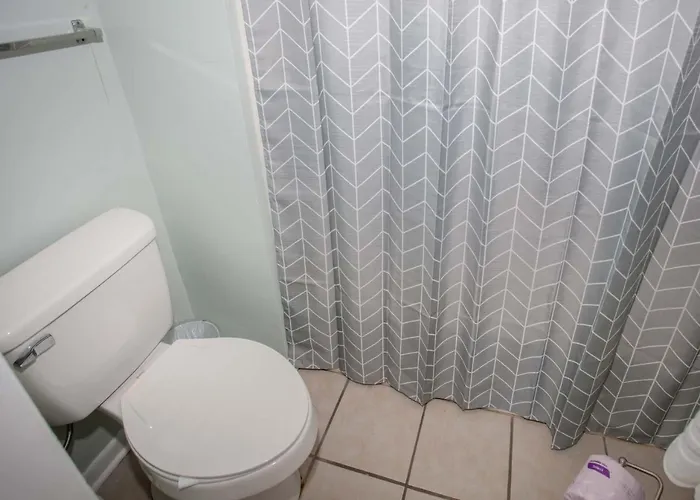 Apartment Surf And Racquet Club 402b