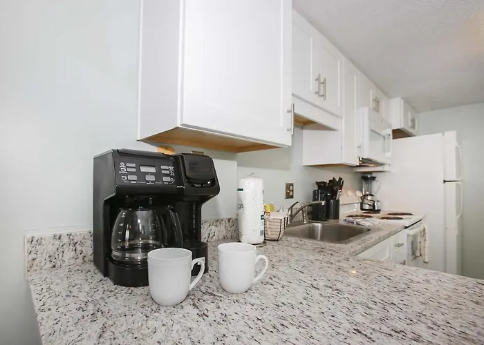 Apartment Surf And Racquet Club 402b *